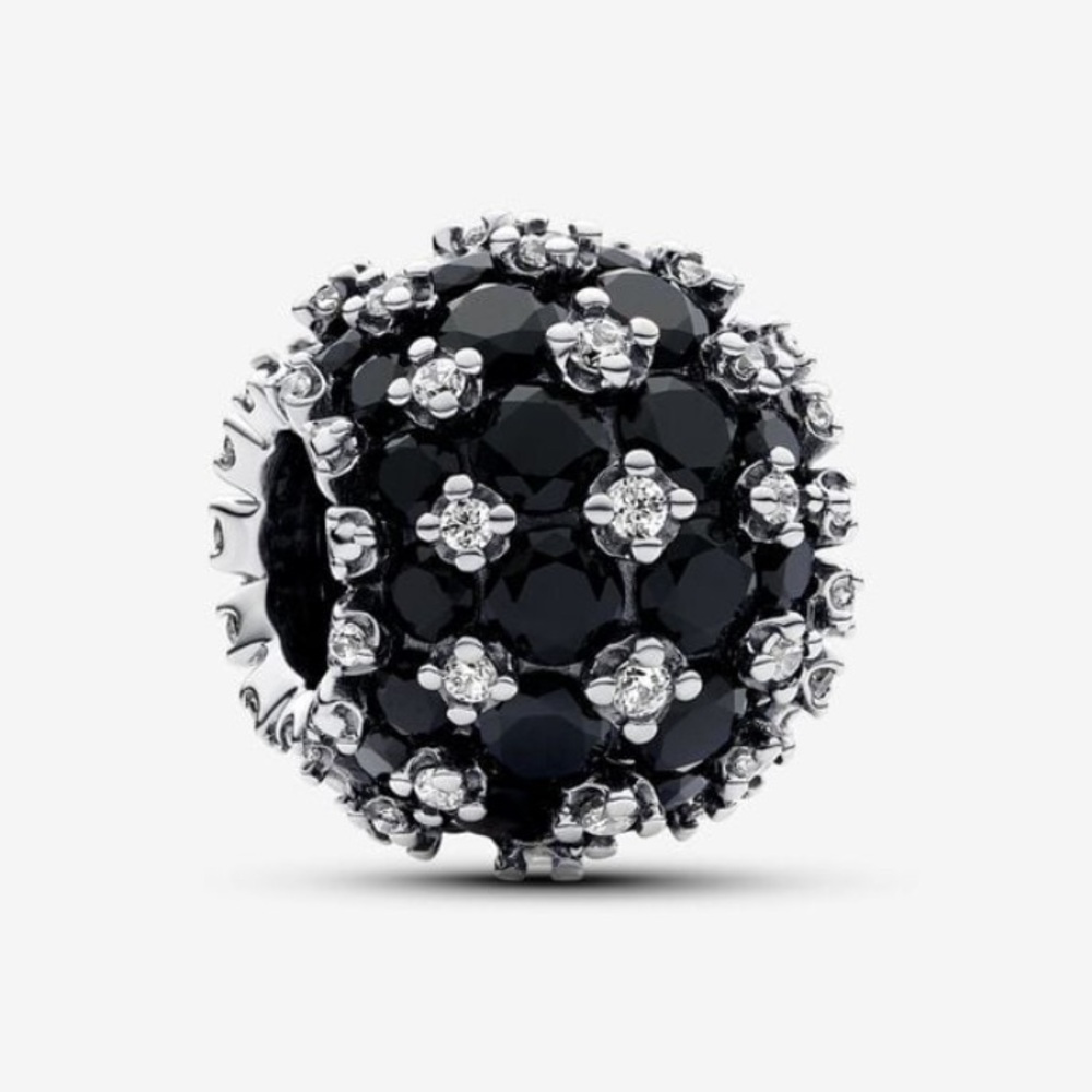 NWOT Sparkling Pavé Round Black Charm Sterling Silver 925